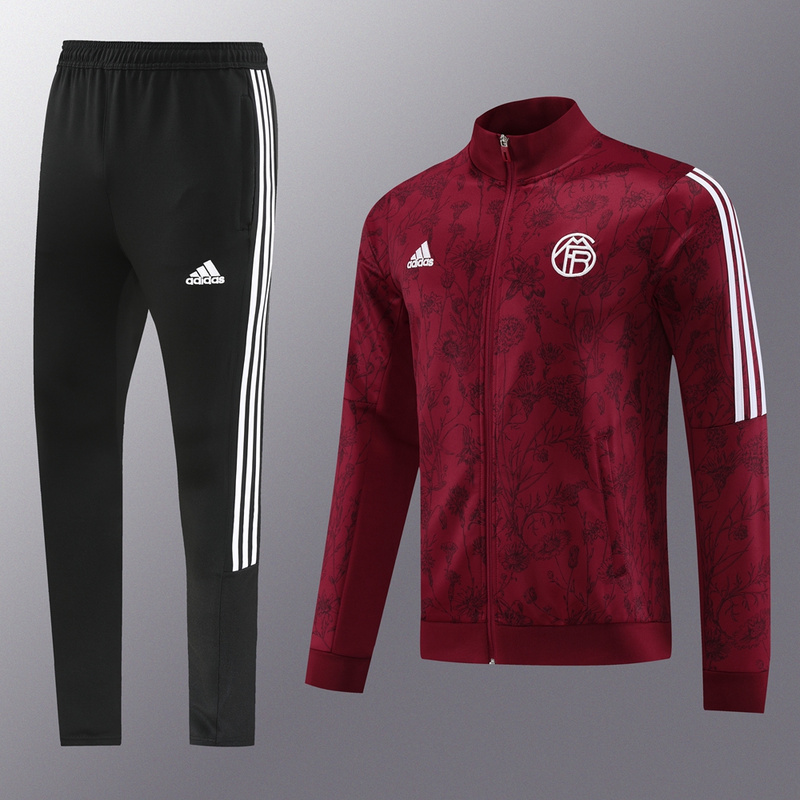 23Bayern maroon suit